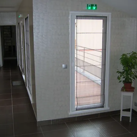 Champagne Et D'hotes Pierre Trichet