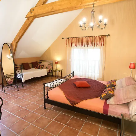 Champagne Et D'hotes Pierre Trichet 3*