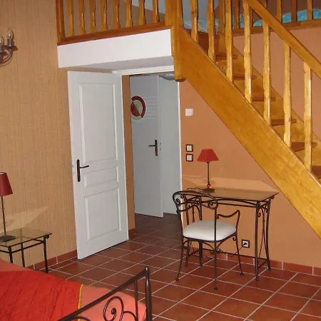 Champagne Et D'hotes Pierre Trichet Bed & Breakfast Trois-Puits