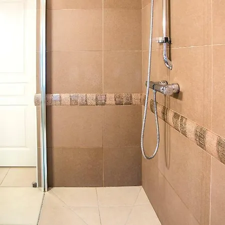 Champagne Et D'hotes Pierre Trichet 3*