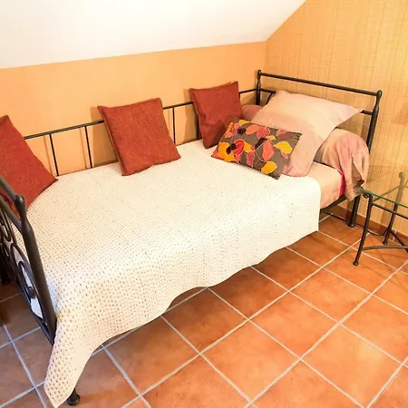 Bed & Breakfast Champagne Et D'hotes Pierre Trichet 3*