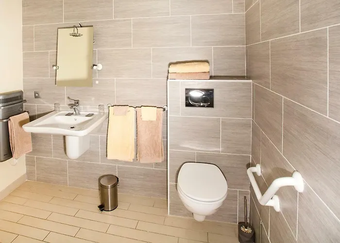 Champagne Et D'hotes Pierre Trichet Bed & Breakfast Trois-Puits